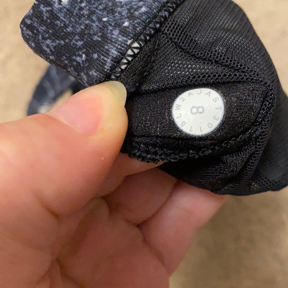 Lululemon sports bra